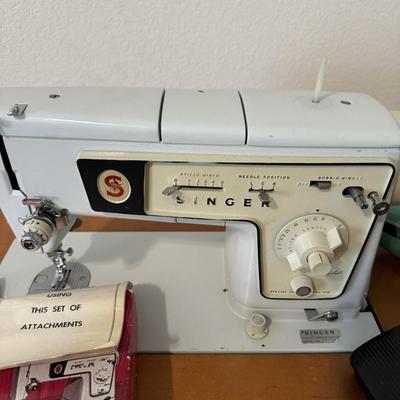 Singer sewing machine and table