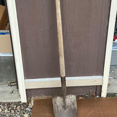 Shovel