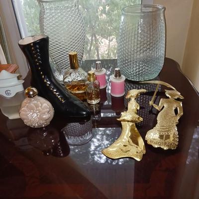 KNICK KNACKS AND HOME DECOR