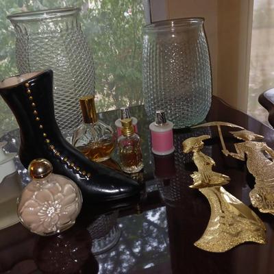 KNICK KNACKS AND HOME DECOR