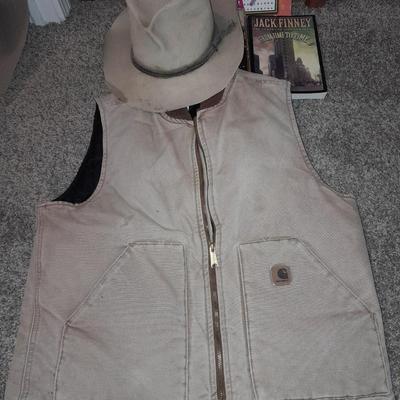 Neat old custom-made Wind River Wyoming Hat Co. cowboy hat with Carhart vest - pair of gloves and a few books
