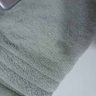 Nice Queen-sized dual control Biddeford electric blanket