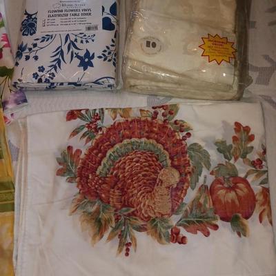 TABLECLOTHS AND DISH TOWELS