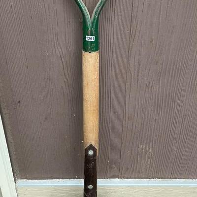Shovel