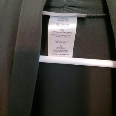 LADIES CLOTHES 2X