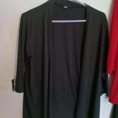 LADIES CLOTHES 2X