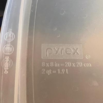 Kitchen Lot - Pyrex, Glass Rubber Maid, Rossana