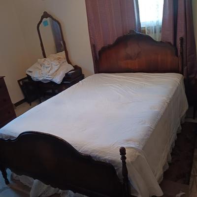 ANTIQUE DOUBLE SIZE HEADBOARD AND FOOTBOARD