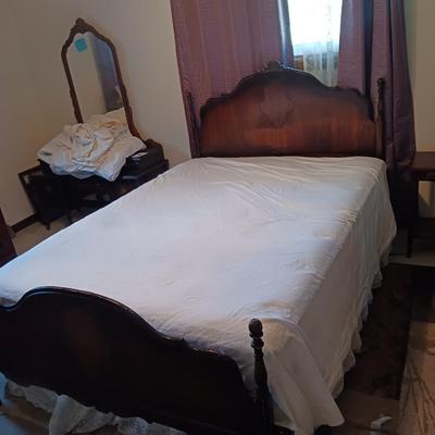 ANTIQUE DOUBLE SIZE HEADBOARD AND FOOTBOARD