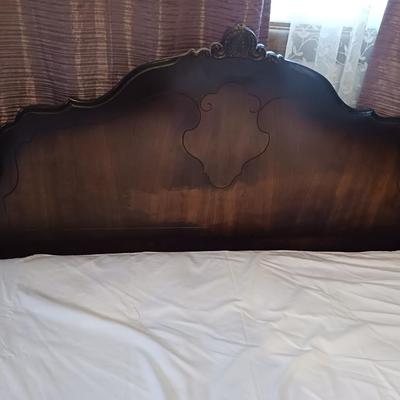 ANTIQUE DOUBLE SIZE HEADBOARD AND FOOTBOARD