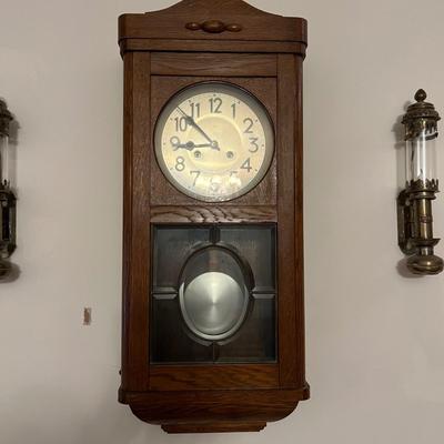 D.R.P. Wald Gong Wall Clock W/Key (GB-RG)