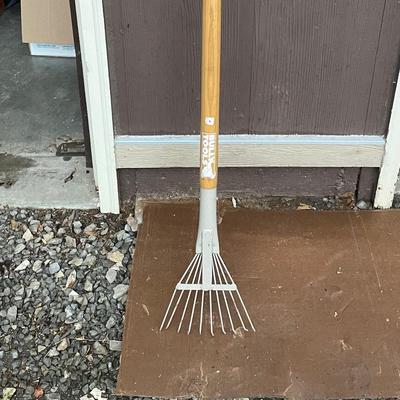Rake*