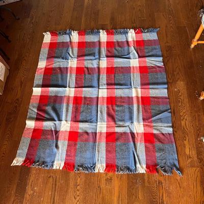Pendleton, Faribo, and More Blankets (PB-DZ)