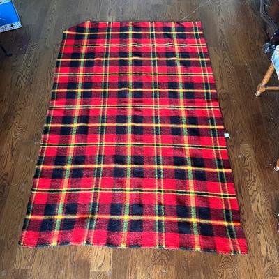 Pendleton, Faribo, and More Blankets (PB-DZ)