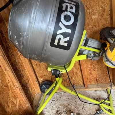 Ryobi Portable Cement Mixer w Bull Float