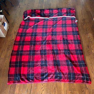 Biederlack, Mohawk Home, and Other Red Throw Blankets (PB-DZ)