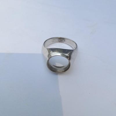 14K white gold band with no stone