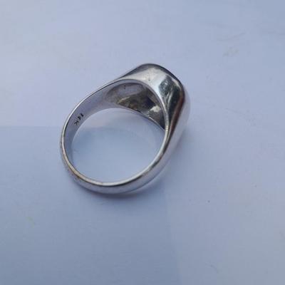 14K white gold band with no stone