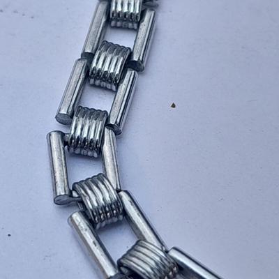 Art deco watch with gold colored wind (3 of 3)