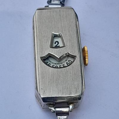 Art deco watch with gold colored wind (3 of 3)