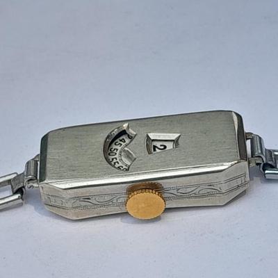 Art deco watch with gold colored wind (3 of 3)