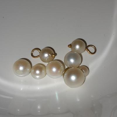 Collection of pearls