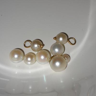 Collection of pearls