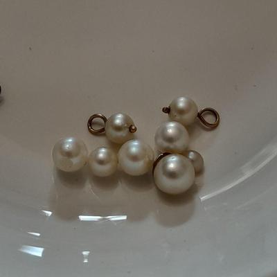 Collection of pearls