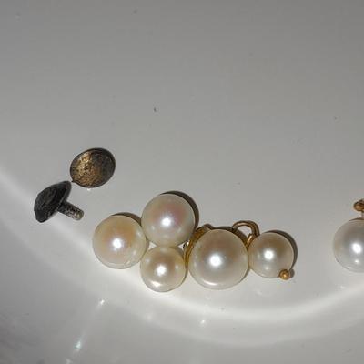 Collection of pearls