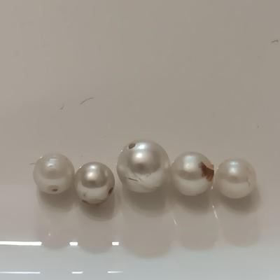 Last of the pearls - bigger sized pearls