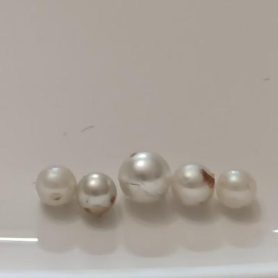 Last of the pearls - bigger sized pearls