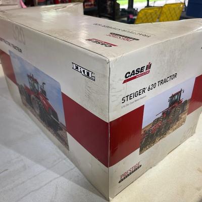 S1-Steiger 620 Tractor (NIB)