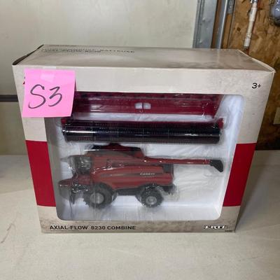 S3-Axial-flow 8230 Combine (NIB)