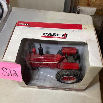 S12-Farmall 1256 (NIB) Diecast Model