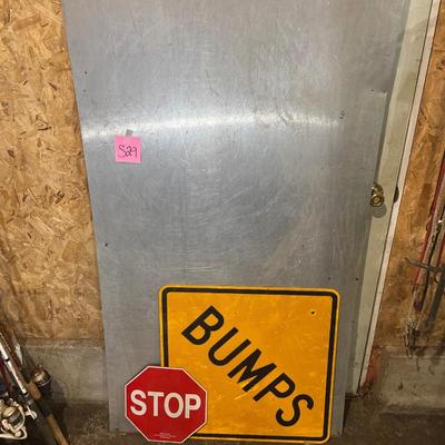 S29-Signs plus Metal sheet