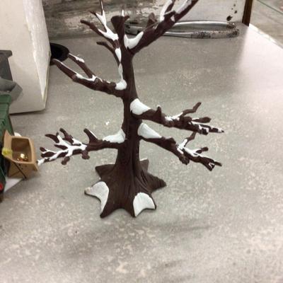 Tree Dept 56 Village Accessories, Untangle The Xmas Lights, Going To The Chapel