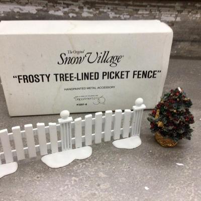 Mark Twain Christmas Tree and Picket Fence Accessories