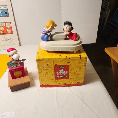 Original Vintage lot "Peanuts" Charlie Brown. Books posters cards etc