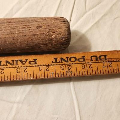 Vinage bat lot,including Louisville Slugger ( Tim McCarver) & Wilson ( Mickey Mantle) plus Adirondack