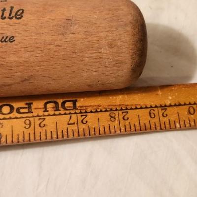 Vinage bat lot,including Louisville Slugger ( Tim McCarver) & Wilson ( Mickey Mantle) plus Adirondack
