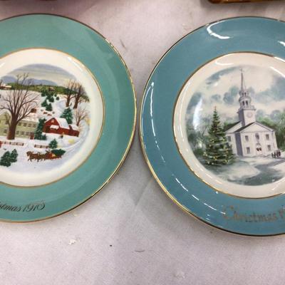 Six Christmas Plates Lot
