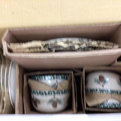 Pine Cone Folk Craft 16 Piece Stoneware Set NIB