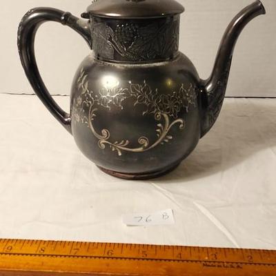 Pairpoint Mfg. Co. Quadruple Plate Silver-plated Floral Coffee or Teapot #324/7