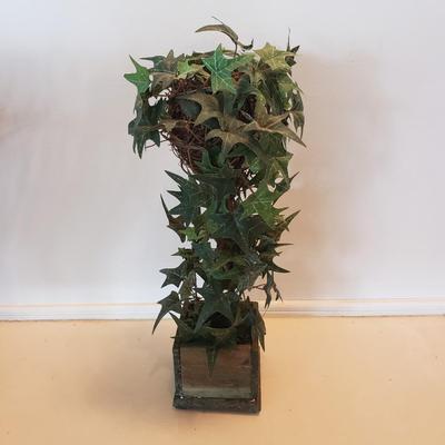 Decorative Faux Plants and Flowers (LR-KD)