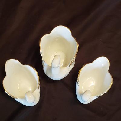 Lennox, Royal Kendall and Meinsenthal Swans (LR-KD)