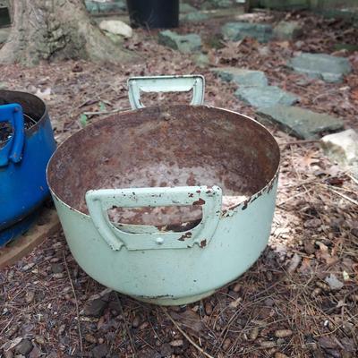 Two Painted Metal Cauldron Pots (Y-BBL)