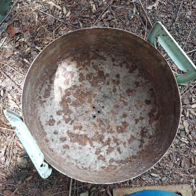 Two Painted Metal Cauldron Pots (Y-BBL)