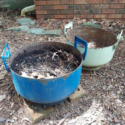 Two Painted Metal Cauldron Pots (Y-BBL)