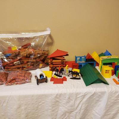 Large lot of Lincoln Logs
