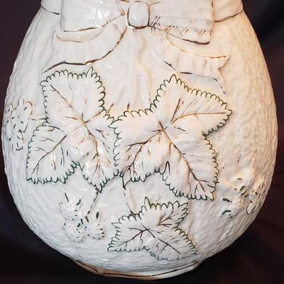 Avalon Faience Balt Blackberry Vase (LR-KD)